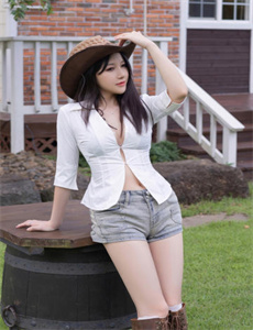 花落莺啼春